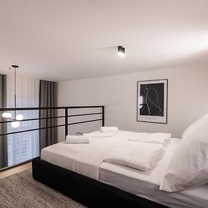 Studio met een King Size Bed